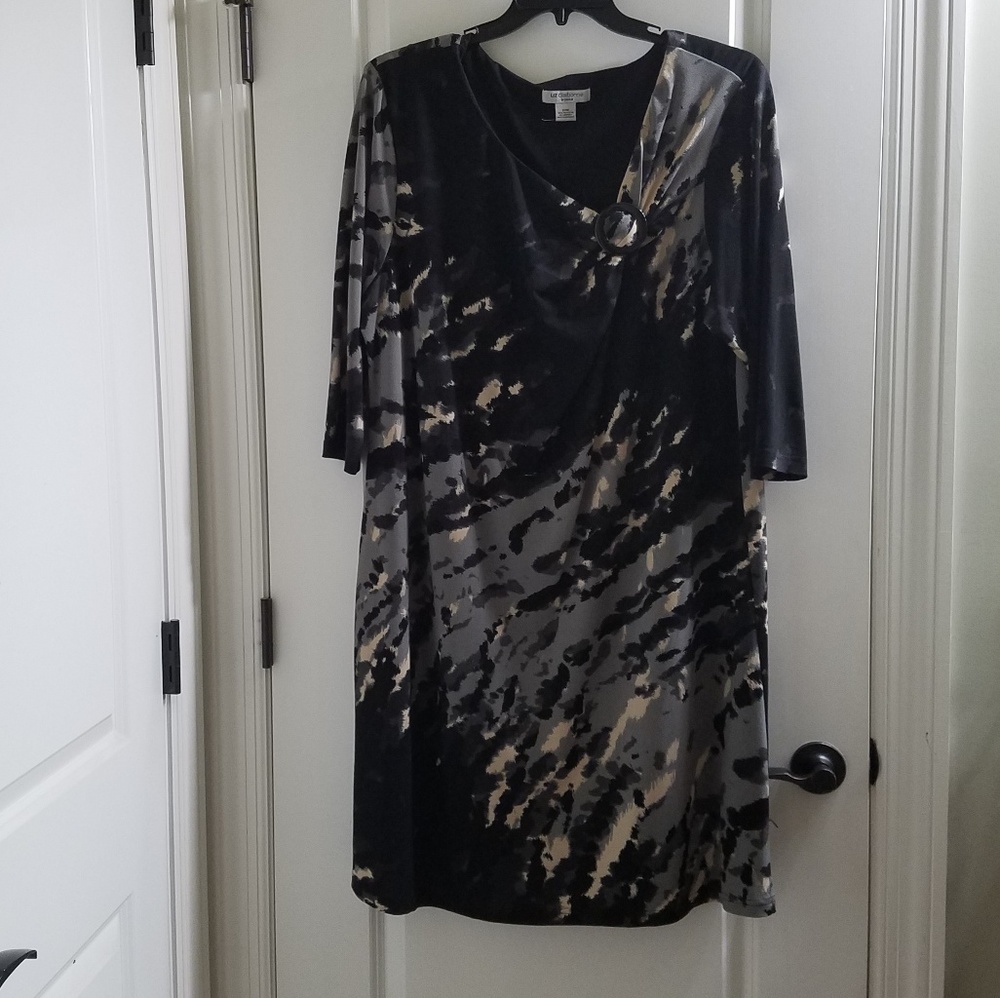 3/4 sleeve dress